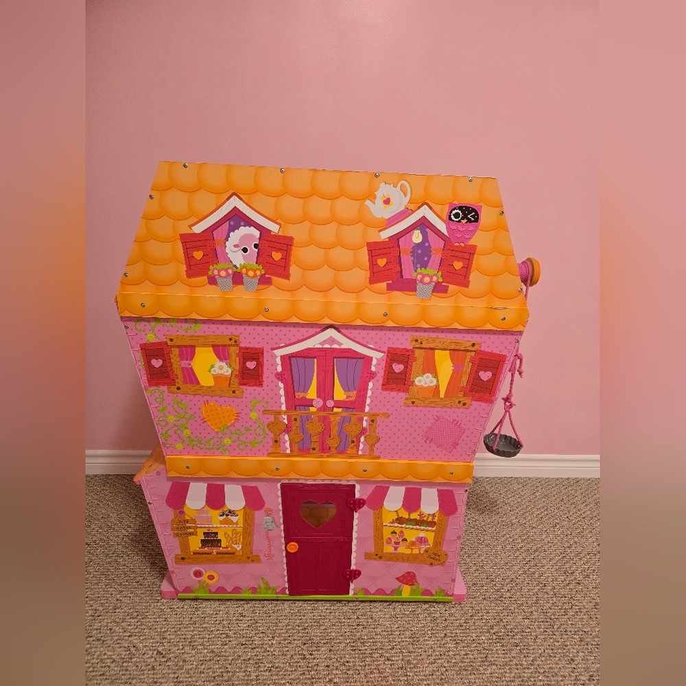 Lalaloopsy Sew Magical House Jumbo Wooden Doll House 42.3 x 39.5 x 15  RARE READ